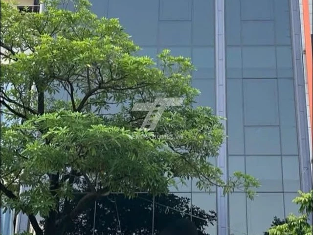 cho thuê nguyên căn 8 tầng khu Hồ Tùng mậu - Lê Đức Thọ