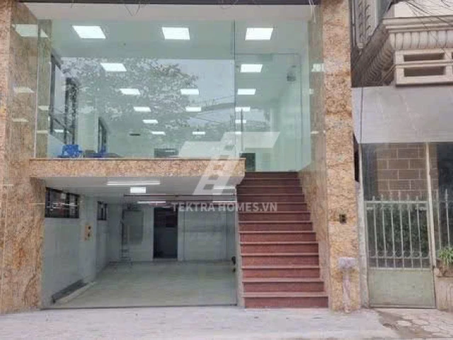 Cho thuê mặt bằng kinh doanh tại Hoàng Quốc Việt