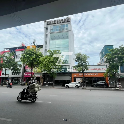 Cho thuê văn phòng mới mặt đường Phạm Văn Đồng