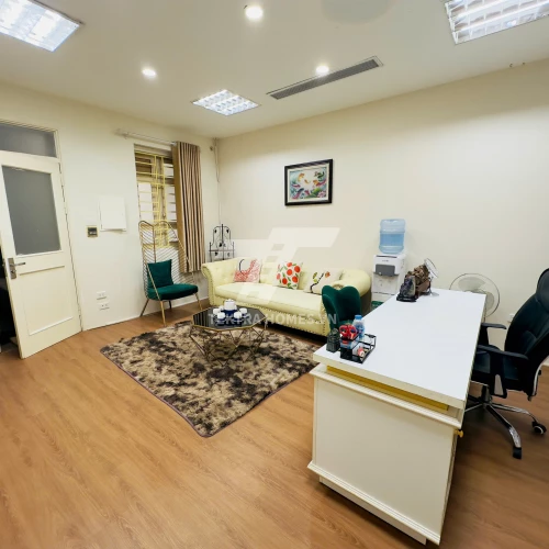 Cho thuê văn phòng trục đường Hoàng Ngân