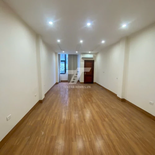 Cho thuê văn phòng trục phố Dương Khuê