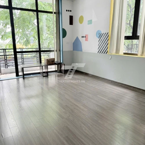 Cho thuê văn phòng ngăn sẵn 3 phòng tại Mễ Trì Hạ