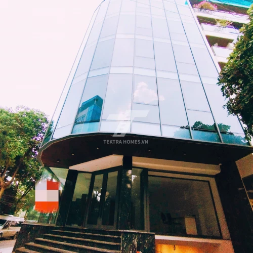 Cho thuê văn phòng lô góc tại Phúc Diễn