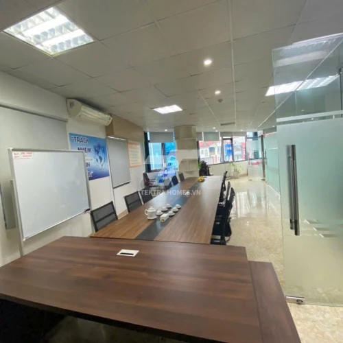 Cho thuê văn phòng đường Nguyễn Hoàng