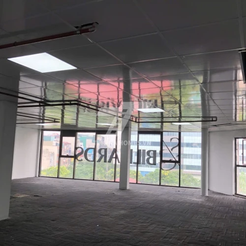 Cho thuê văn phòng 2 mặt thoáng đường Dương Khuê