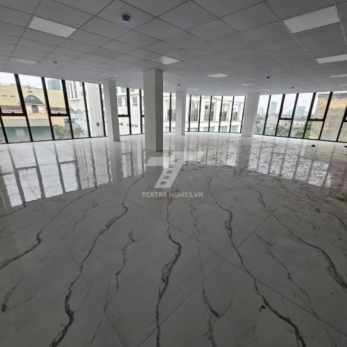 Cho thuê văn phòng full kính rất đẹp ngõ 106 Hoàng Quốc Việt