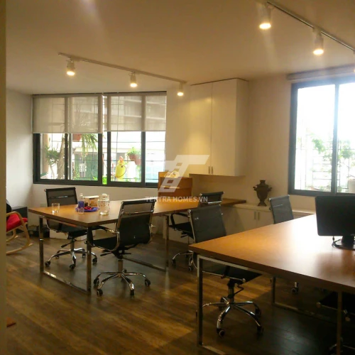 Cho thuê văn phòng tòa chung cư số 1 Nguyễn Hoàng